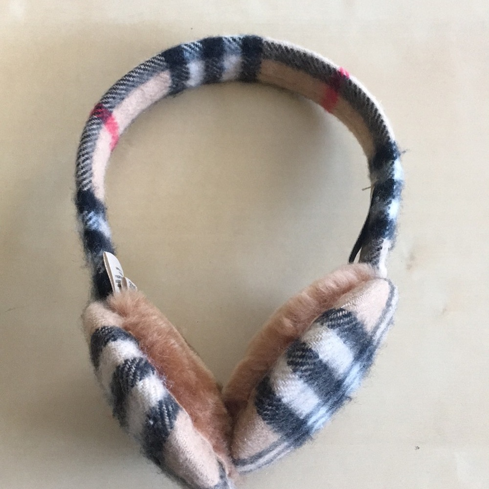 BURBERRY winter earmuffs